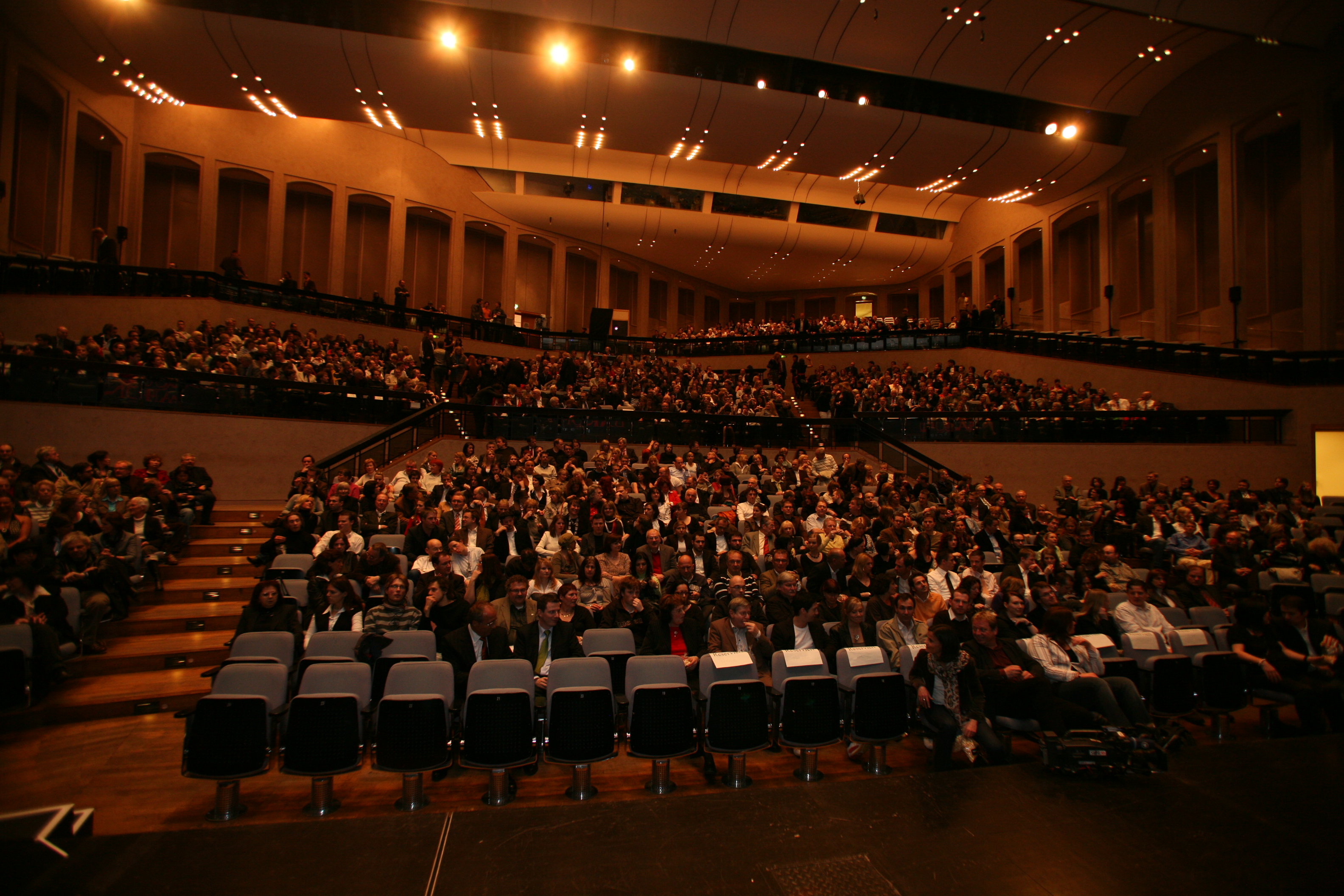 Das Auditorium mit 1200 Sitzplätzen